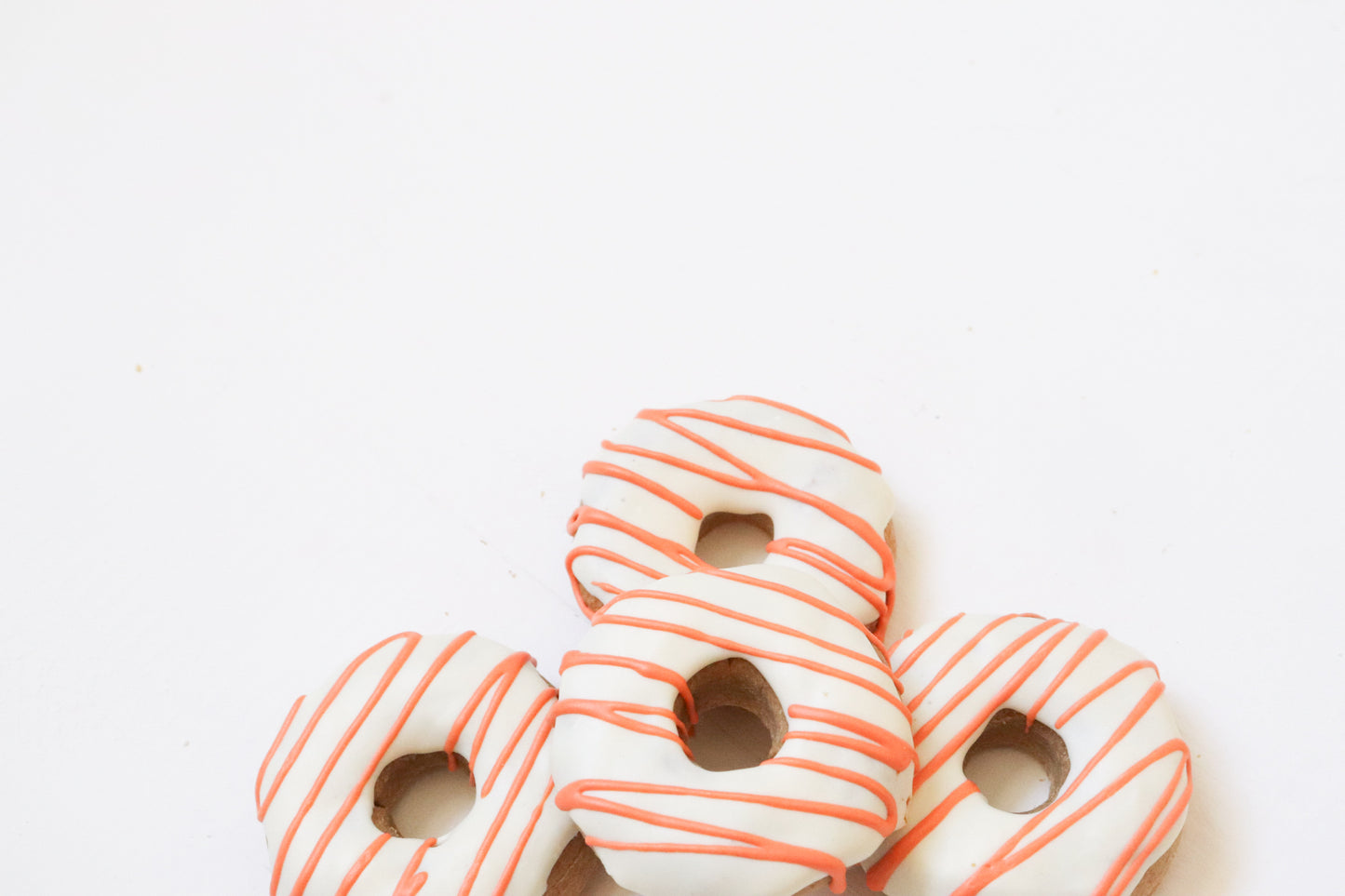 Apple Cinnamon Doggie Donuts 12pack (orange)